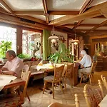 Hotel-restaurant Haus Nicklass 酒店 英格尔芬根