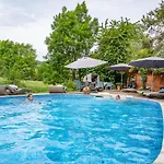 Hotel-restaurant Haus Nicklass 3* 英格尔芬根