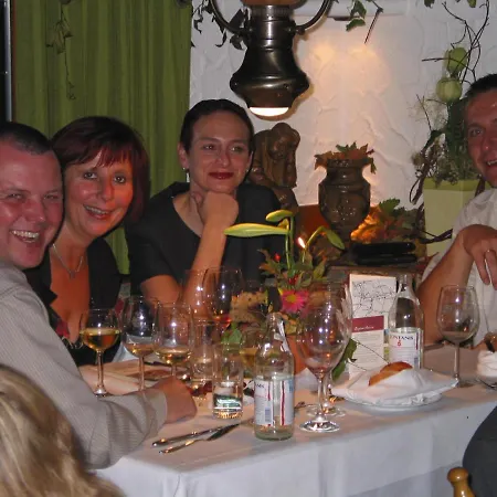 Hotel-restaurant Haus Nicklass 호텔